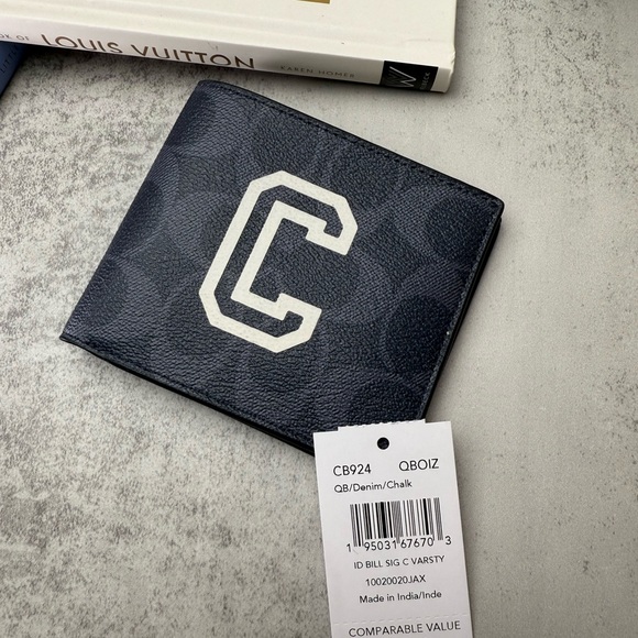 NWT Coach Id Billfold Wallet In Signature Canvas With Varsity Motif Cb924 - Picture 4 of 4